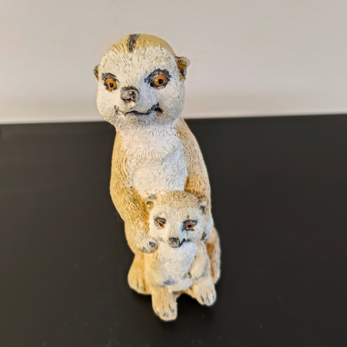 Small Concrete 'Meerkat'